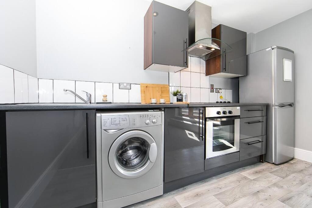 Floor 2 Bedroom Penthouse *