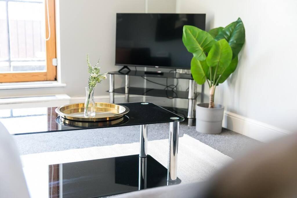 Floor 2 Bedroom Penthouse Apartment
