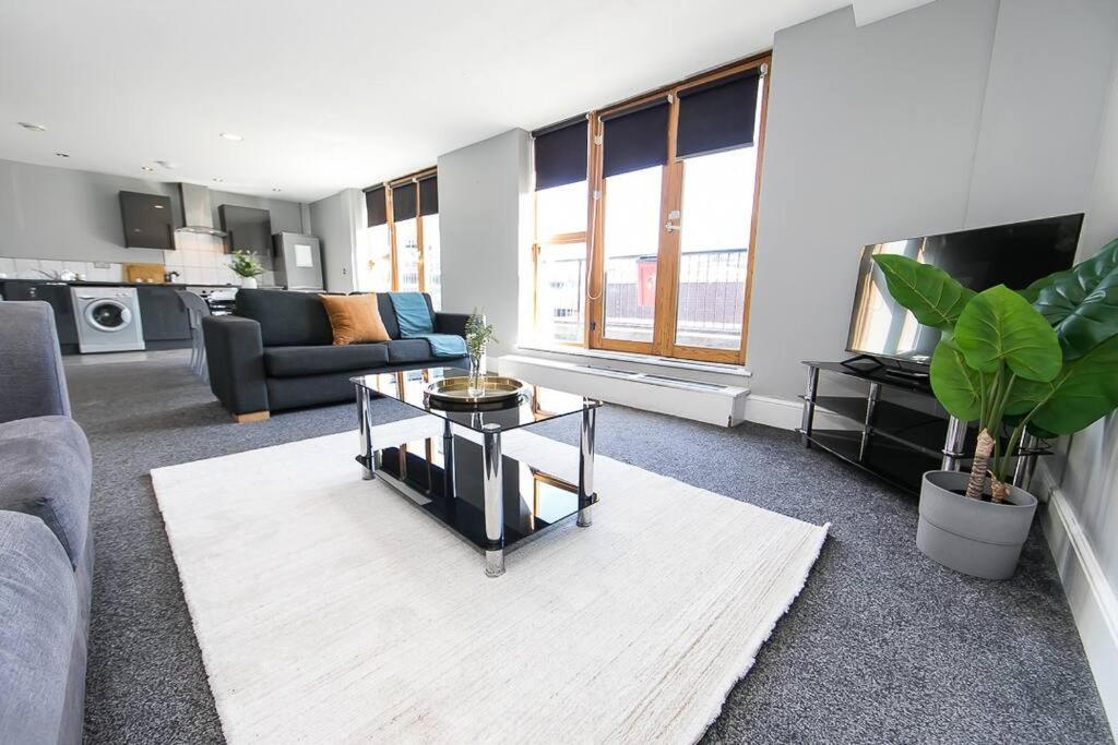 Floor 2 Bedroom Penthouse *