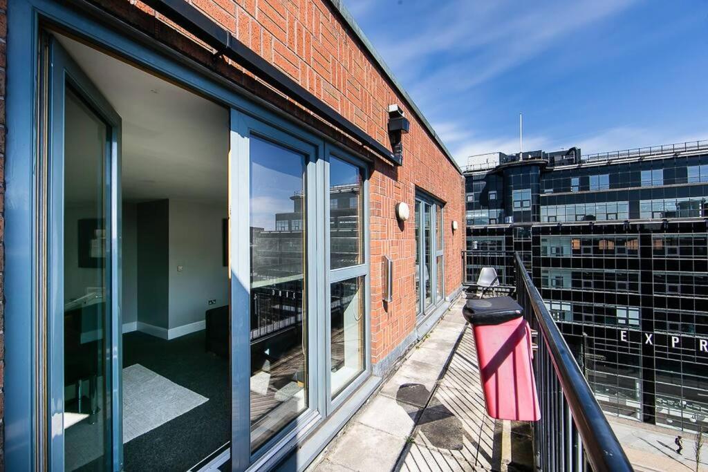 Floor 2 Bedroom Penthouse * Manchester