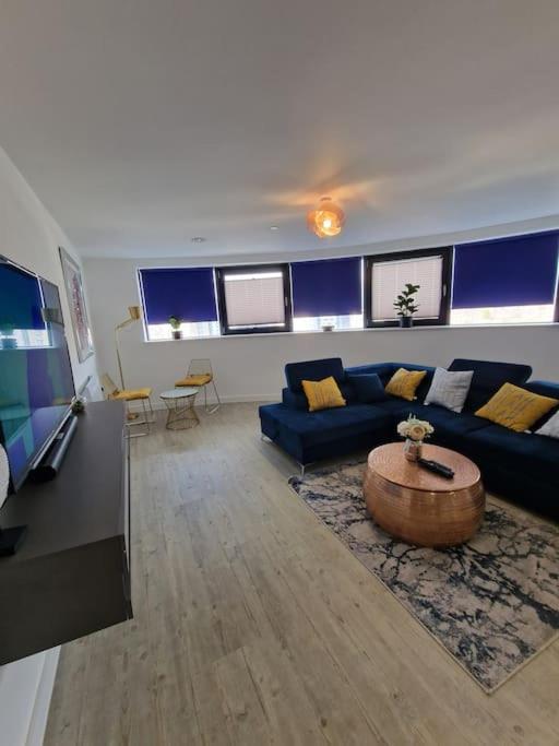 Apartment Luxury 2 Bed, 2 Bath - The Quays Manchester