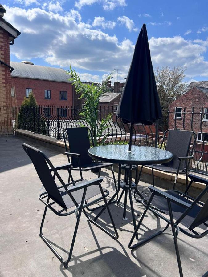 Apartment The Burton- Free Gated Parking *