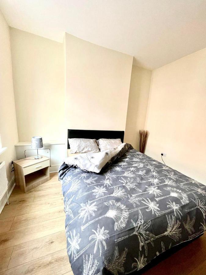 Homestay Relax Dotcom Manchester