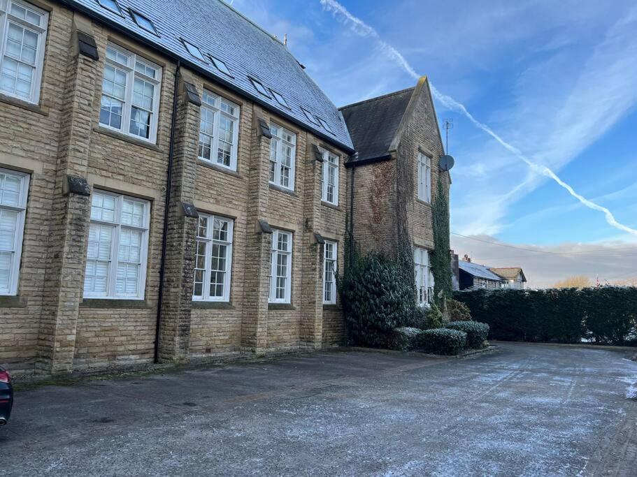 Apartment Stableford Hall - Stunning