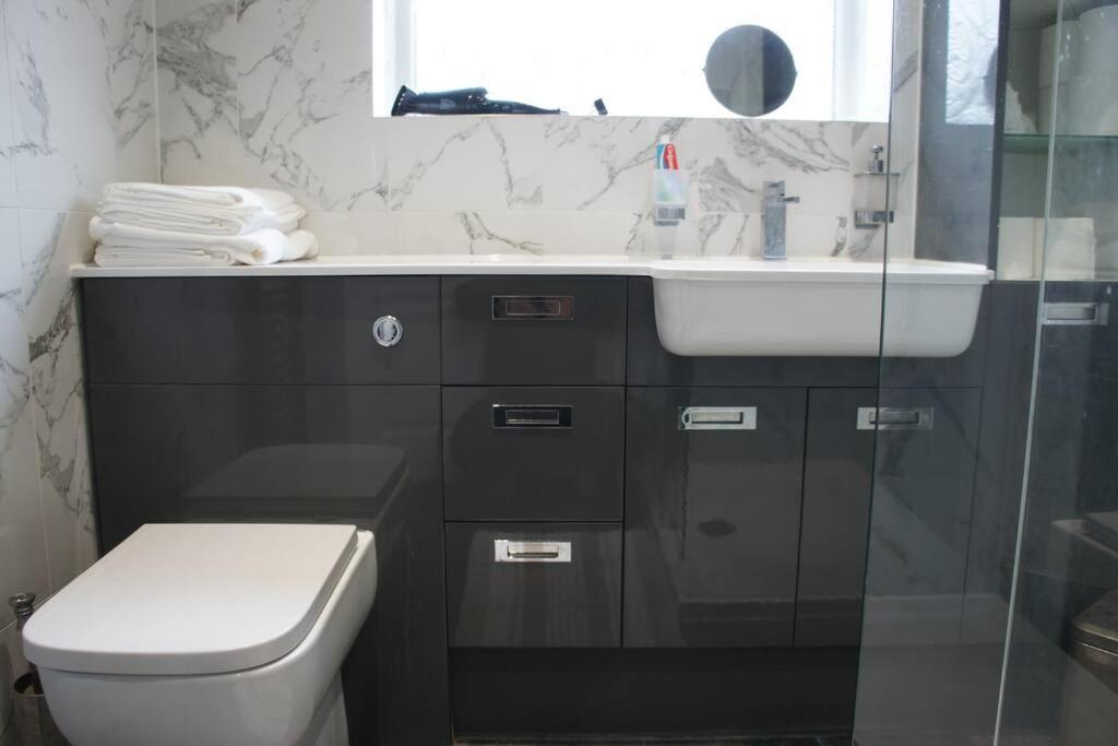 Swinton, Apartment Manchester