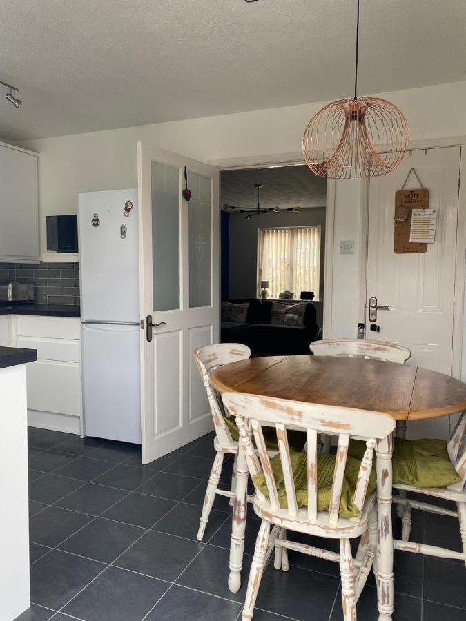 Holiday home 2 Bedroom House With Garden