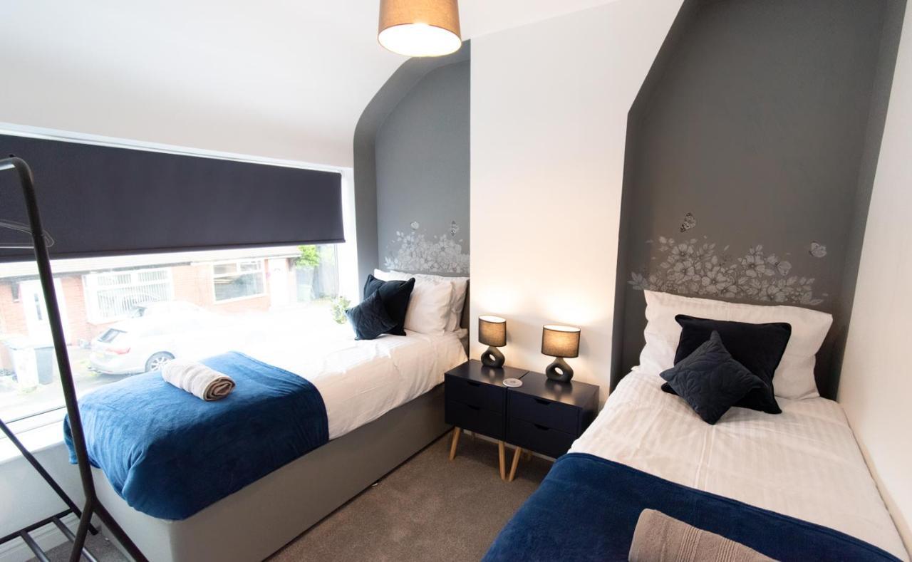 Holiday home Ideal In Audenshaw Manchester