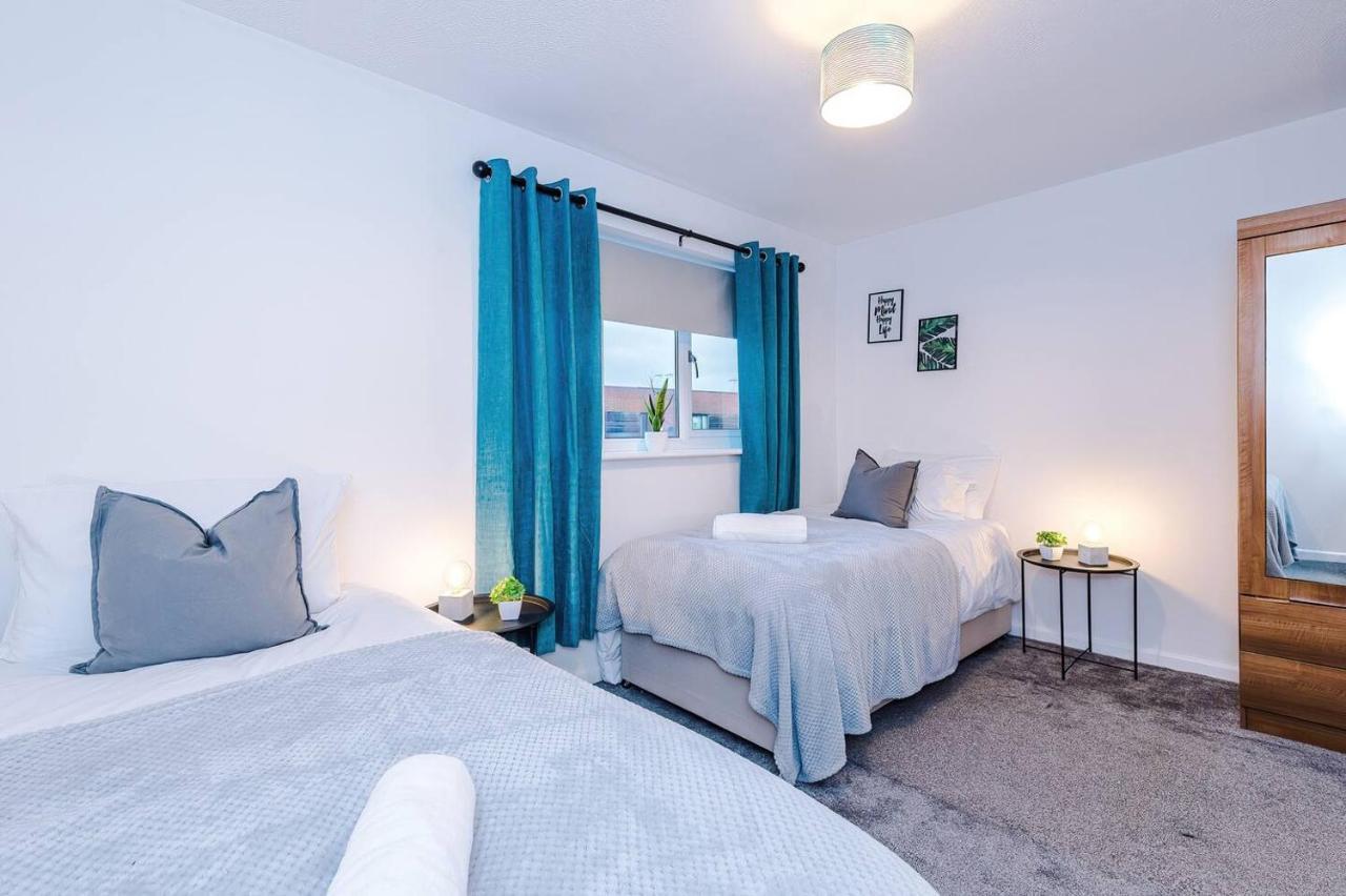 Stylish & Modern 2 Bed Close To Salford Quays Holiday home
