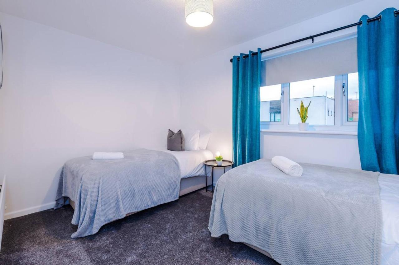 Stylish & Modern 2 Bed Close To Salford Quays Holiday home