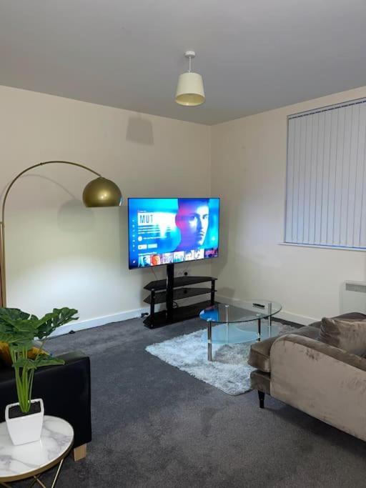 One Bedroom At Manchester, Old Trafford *