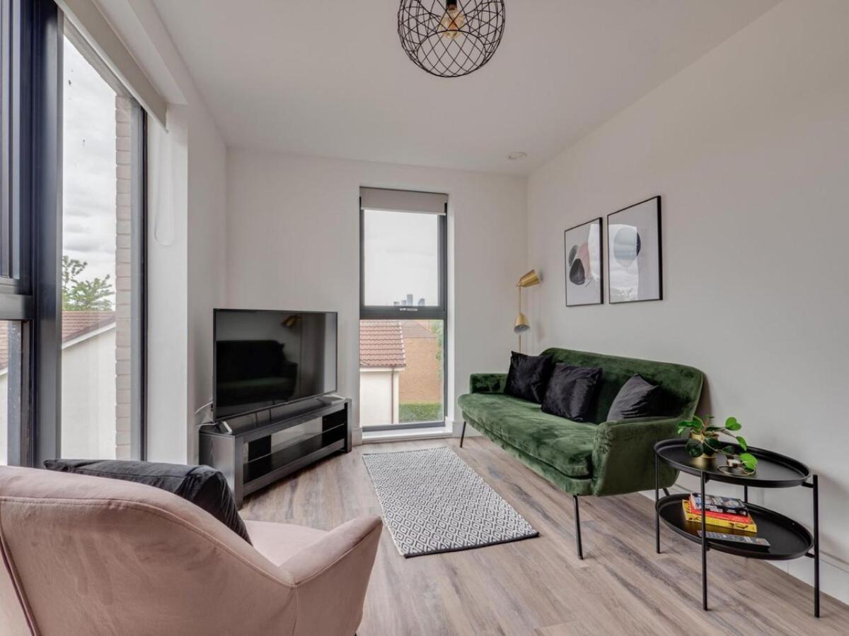 Apartment Modern 2 Bedroom Media City