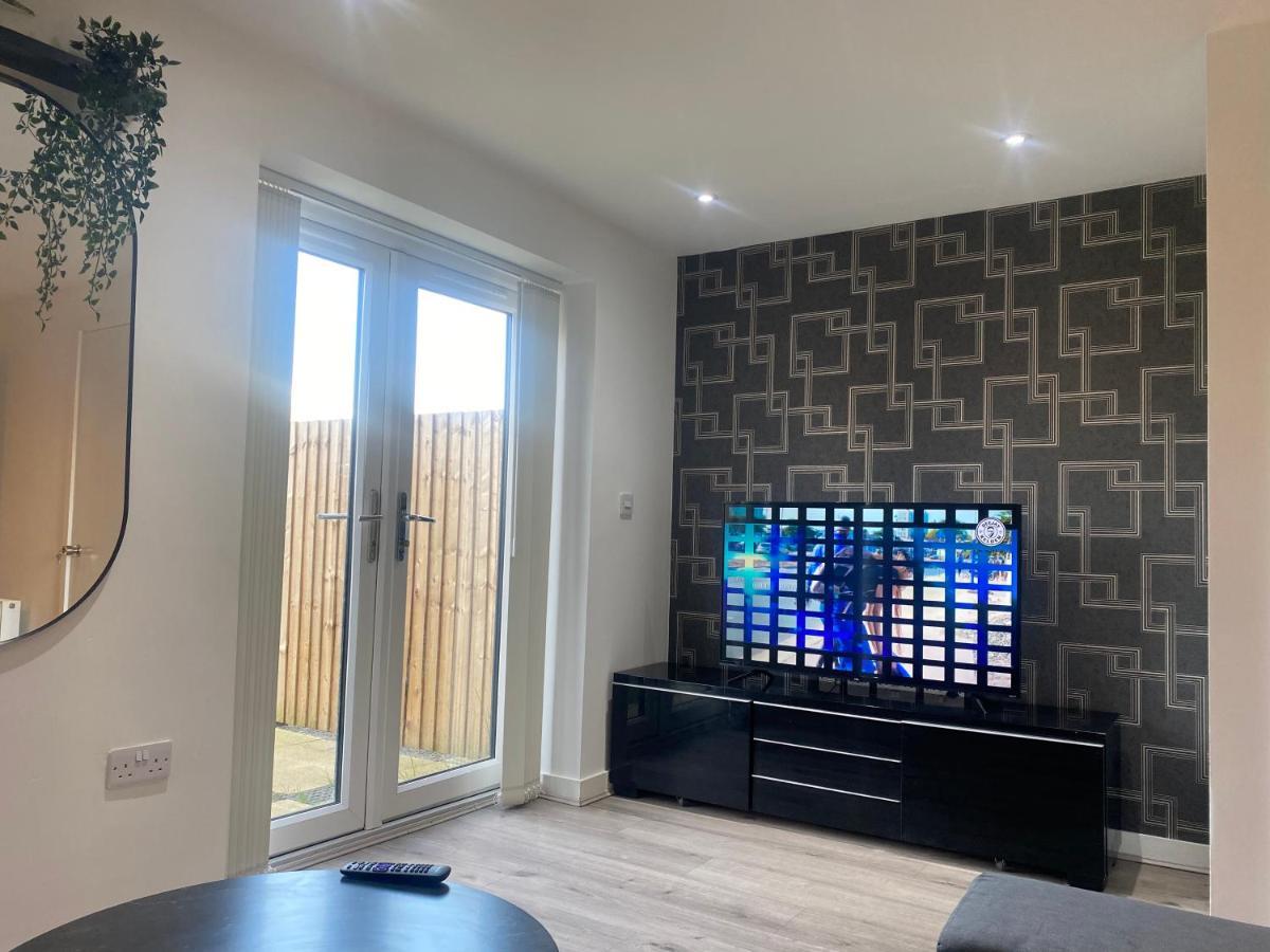 Eaglet Luxury * Manchester