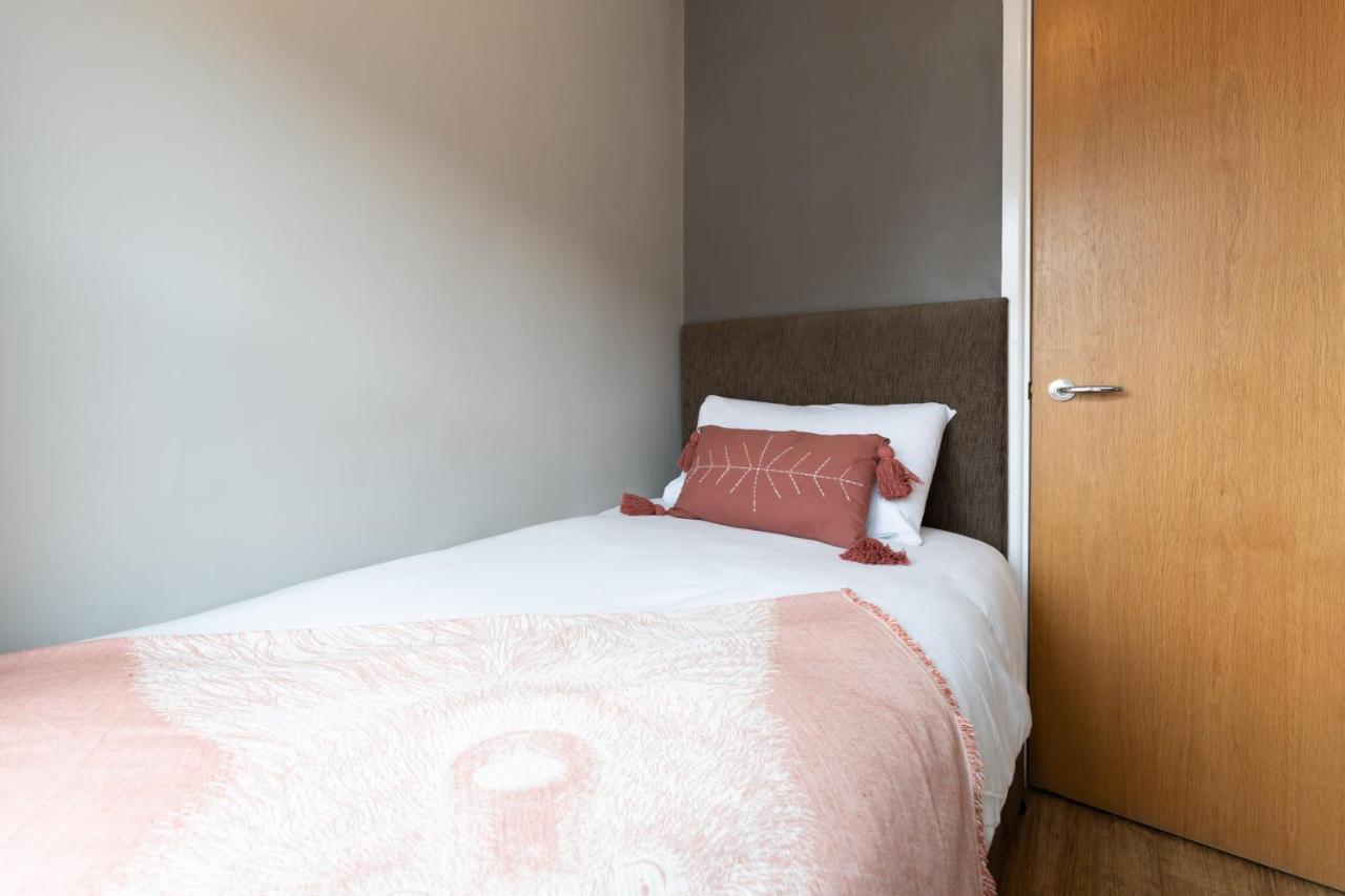 Aparthotel High Street Town House 4*