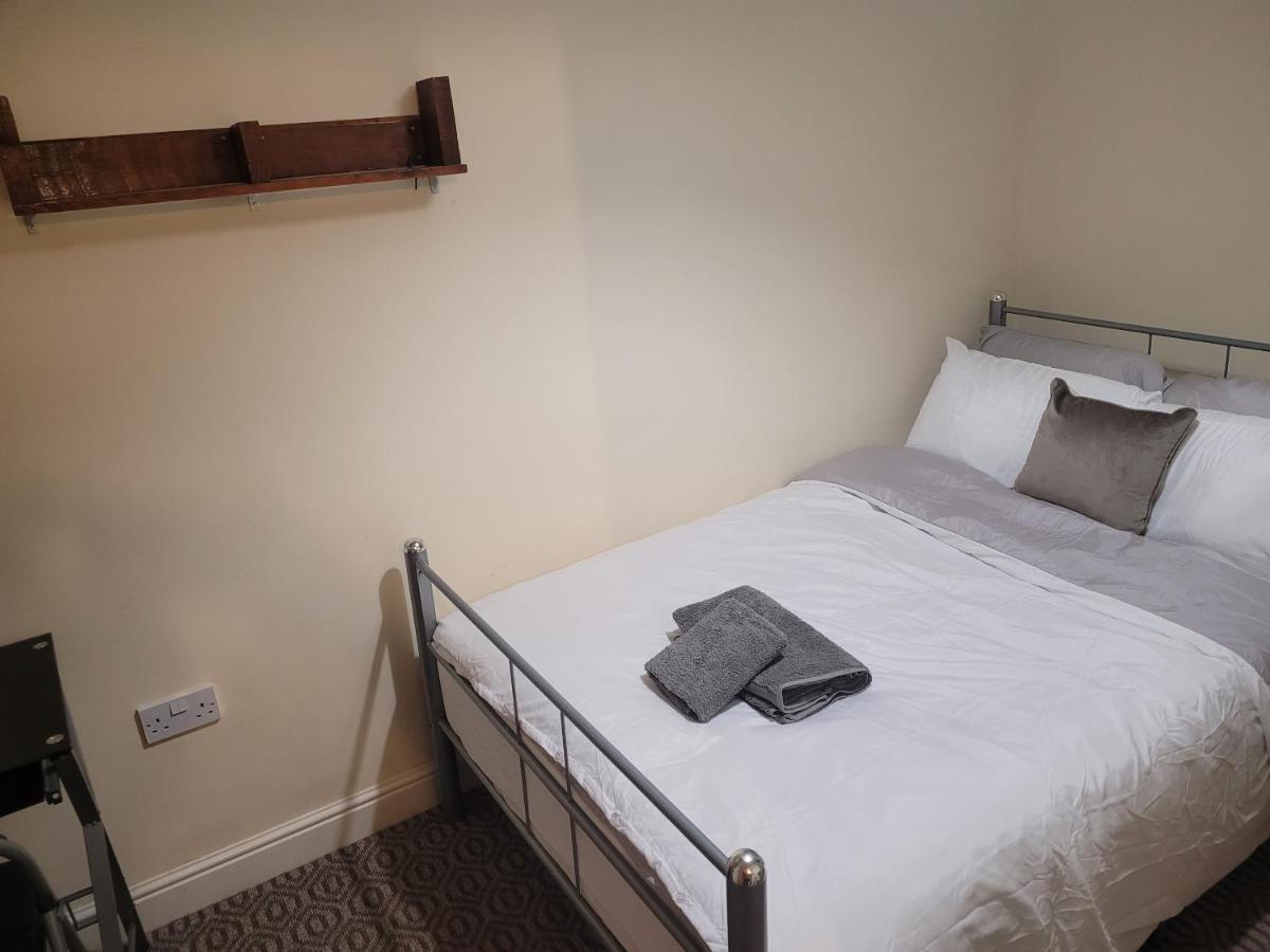 Tenpickering Place Guest house