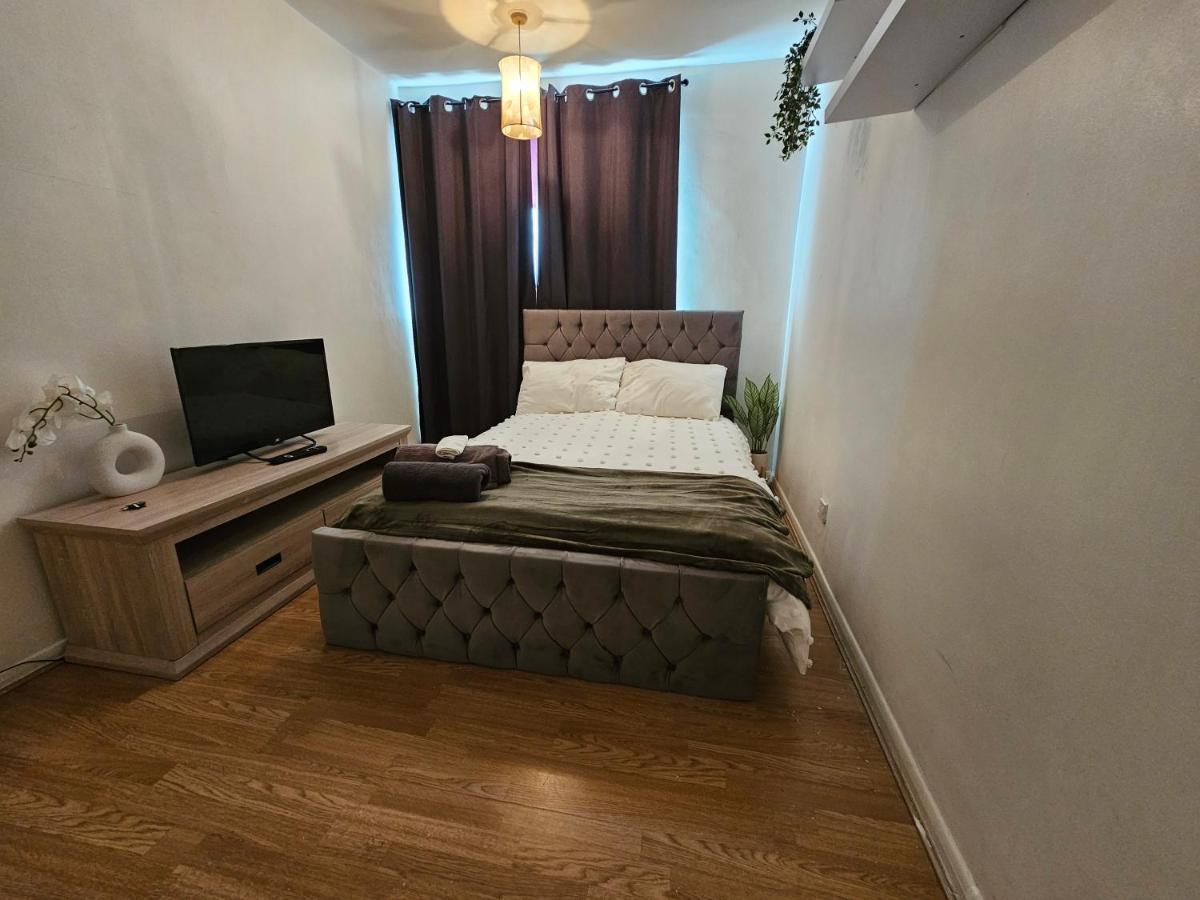 Spacious In The Centre Of The Homestay