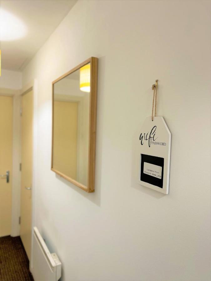 Mosh Homes 01 Apartment