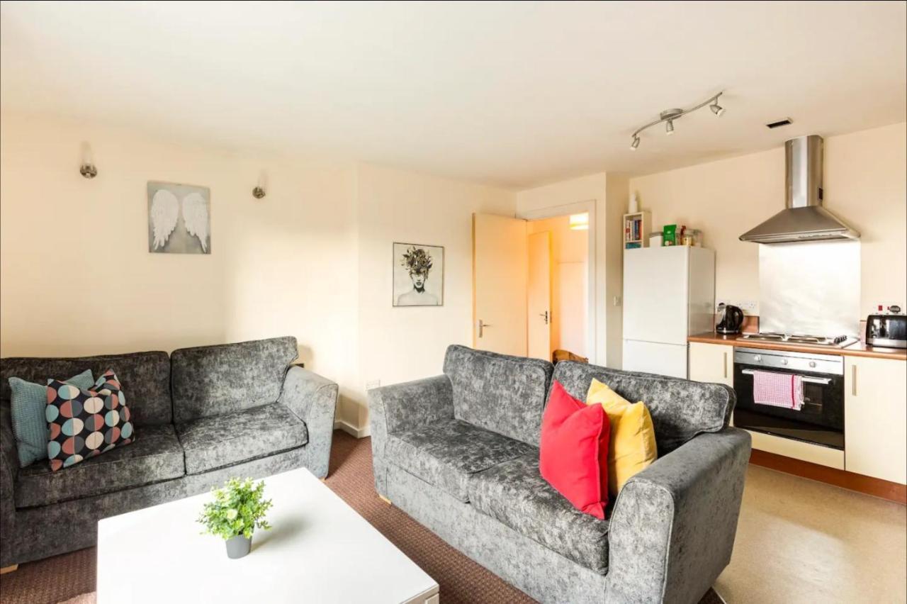 Apartment Mosh Homes 01