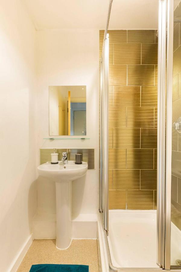 Mosh Homes 01 Apartment