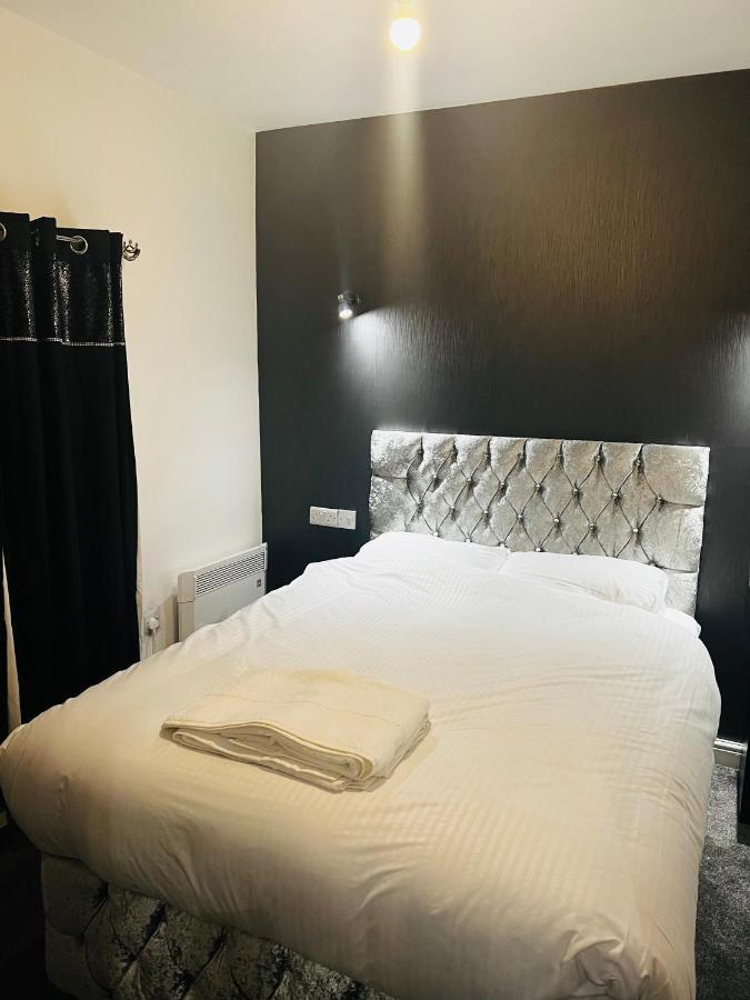 The Pleasant House Manchester