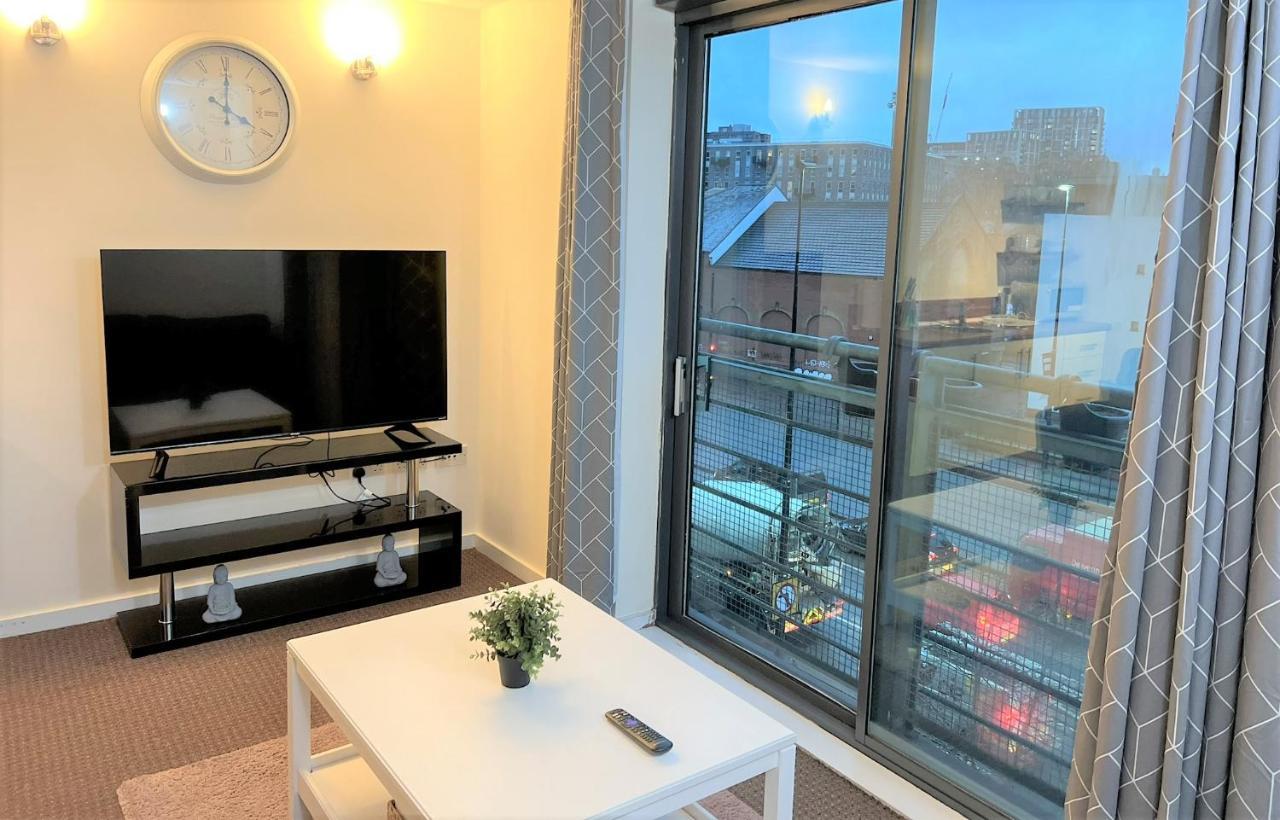 Apartment Mosh Homes 01 *