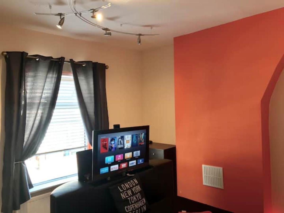 Homestay Private King En-suite Bedroom Close To Mediacityuk/old Trafford *