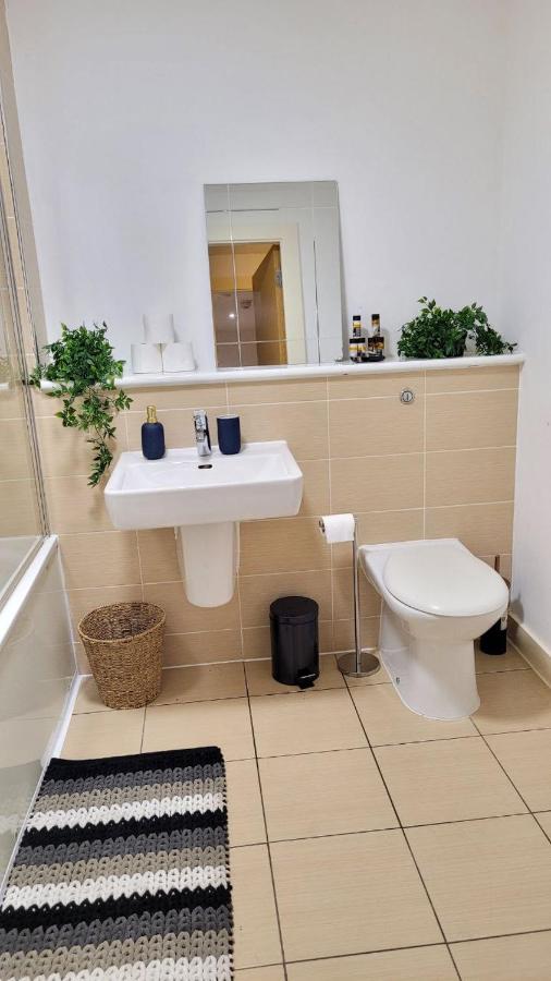 Balcony-view With Free And Secured Parking *