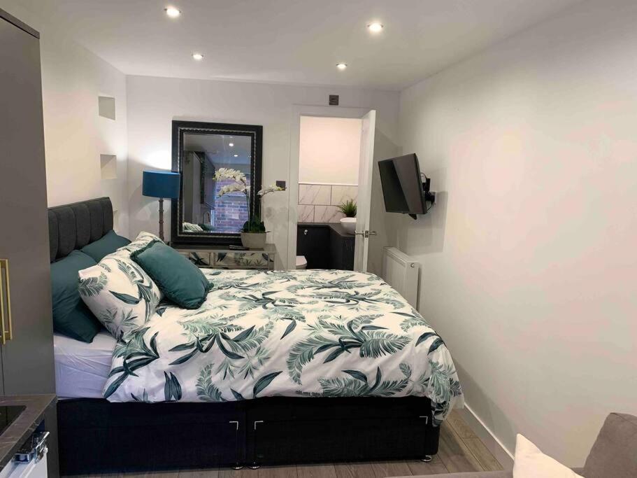 Apartment Salford Studio: Center & Concert Hub