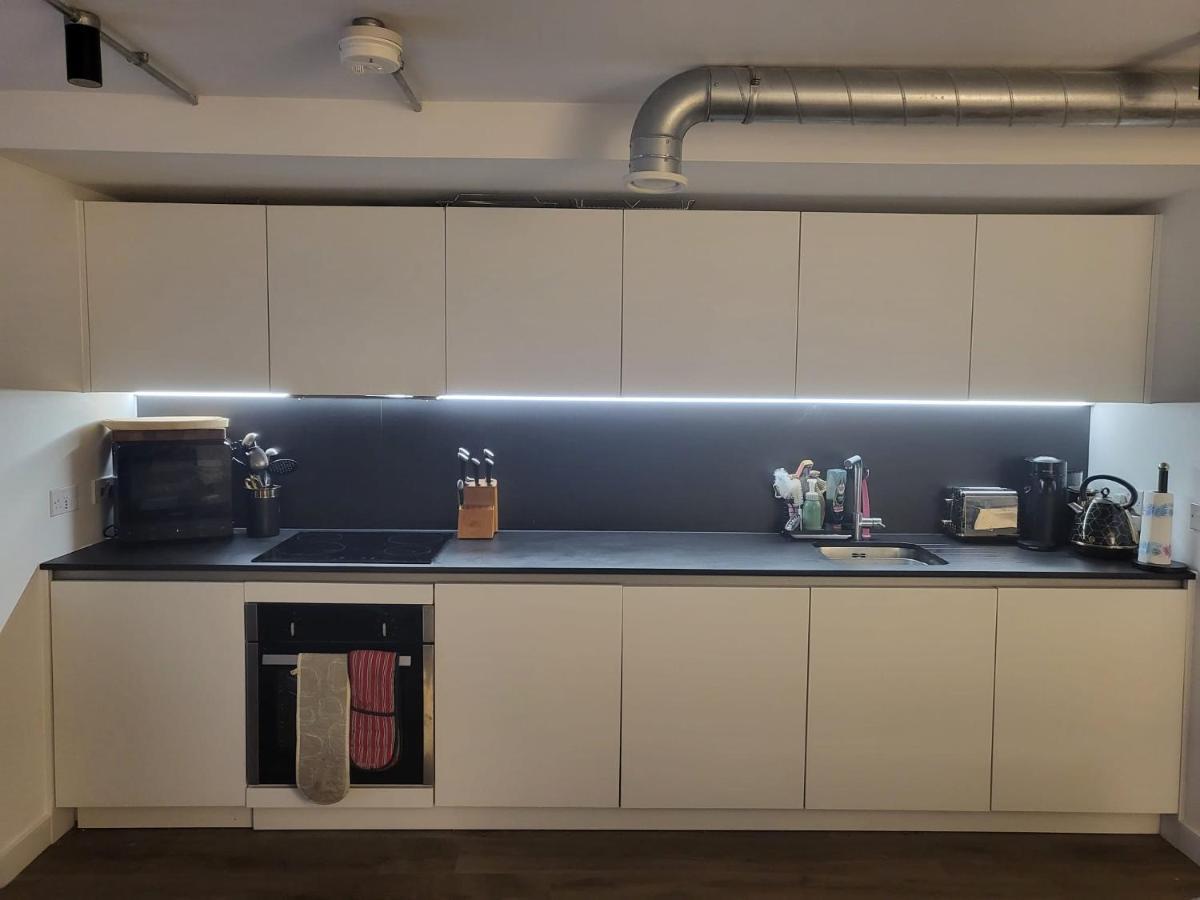 Canal Street Apartment *