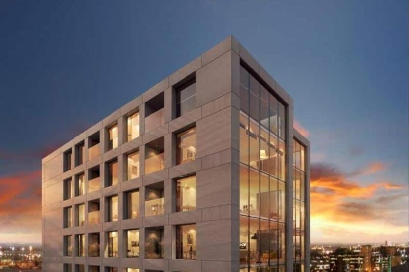 Apartment Luxury 2 Bedroom En-suite Balcony Views
