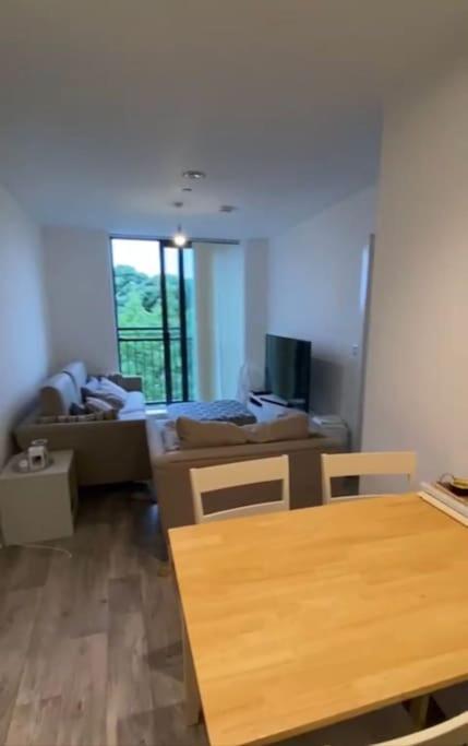 Luxury Two Bedrooms *
