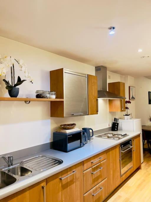 Beautiful Open Plan Living! Manchester