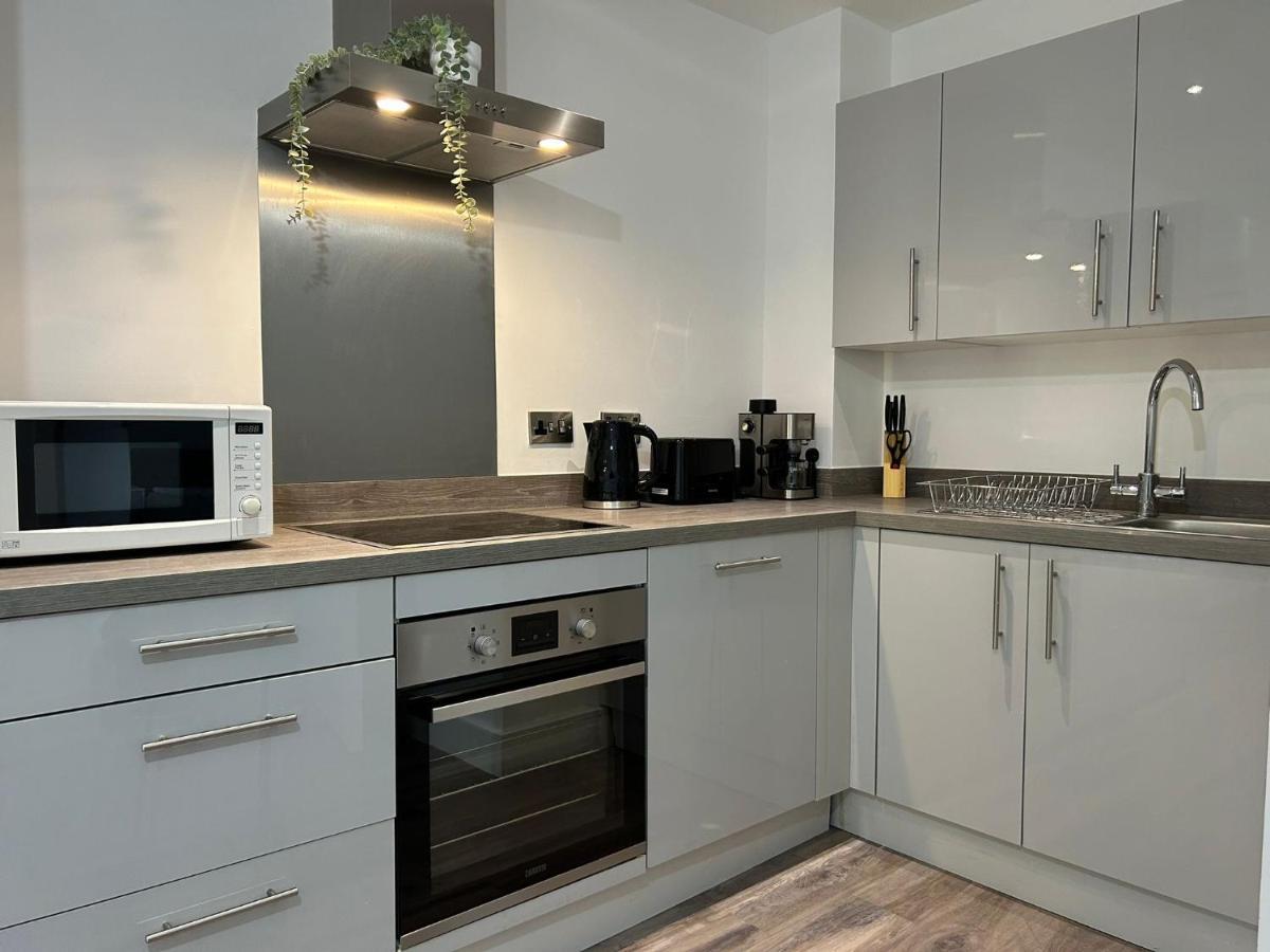 Lovely Entire Flat In * Manchester