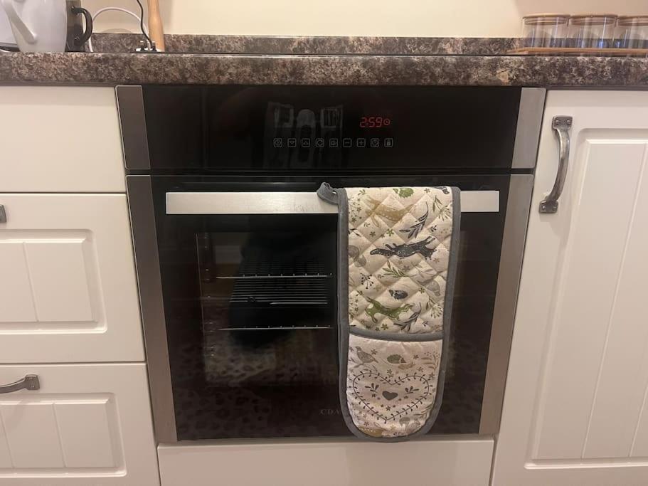 2 Bedroom Flat In Ardwick Apartment *