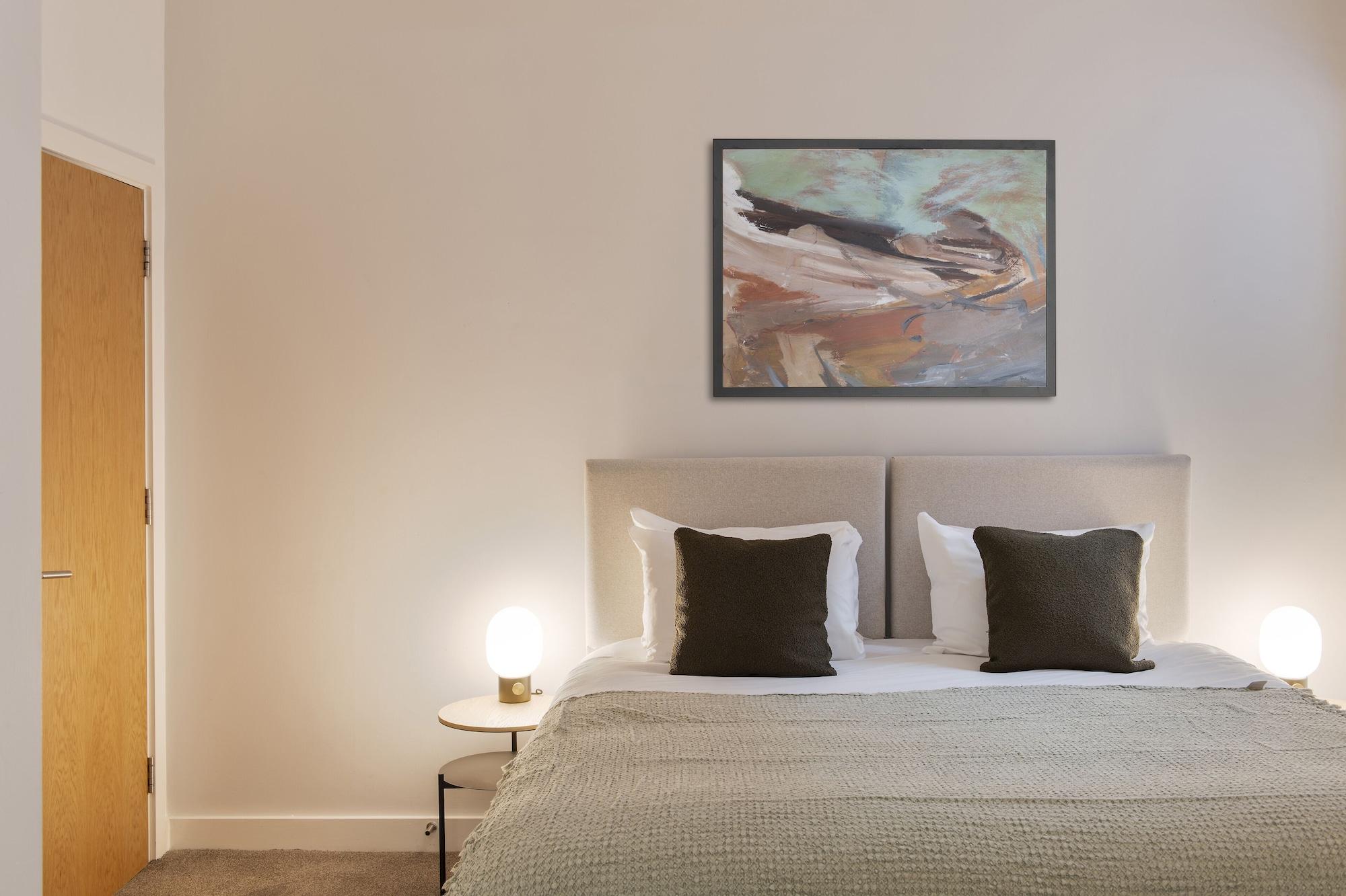 Cove Minshull Street 4*