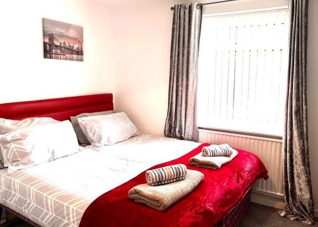 Apartment Spacious 3 Bedroom House - Sleeps 5 Manchester