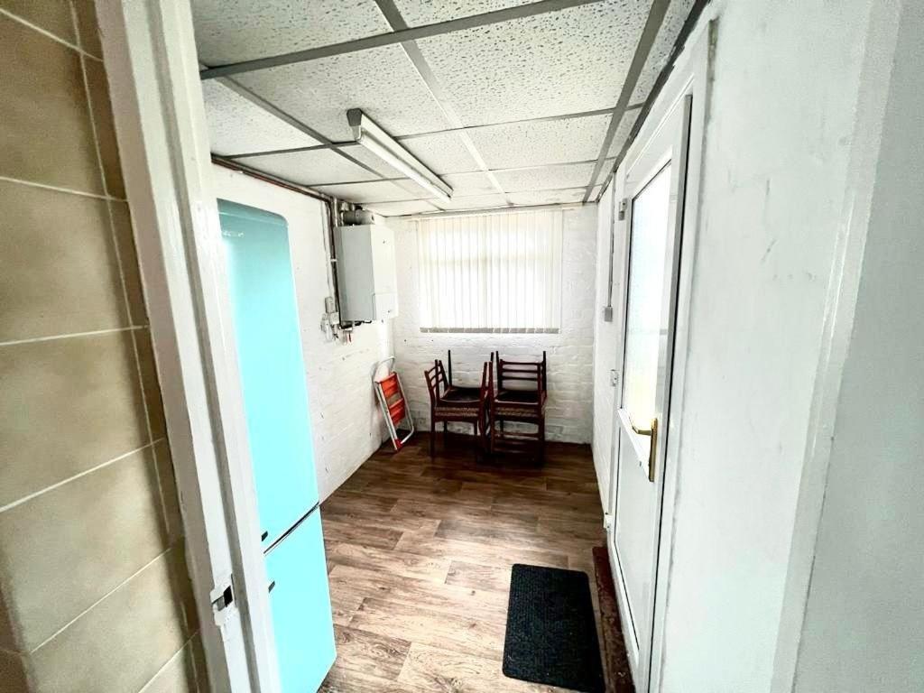 Apartment Spacious 3 Bedroom House - Sleeps 5 Manchester