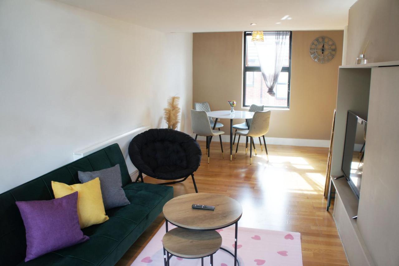 Apartment Salford,