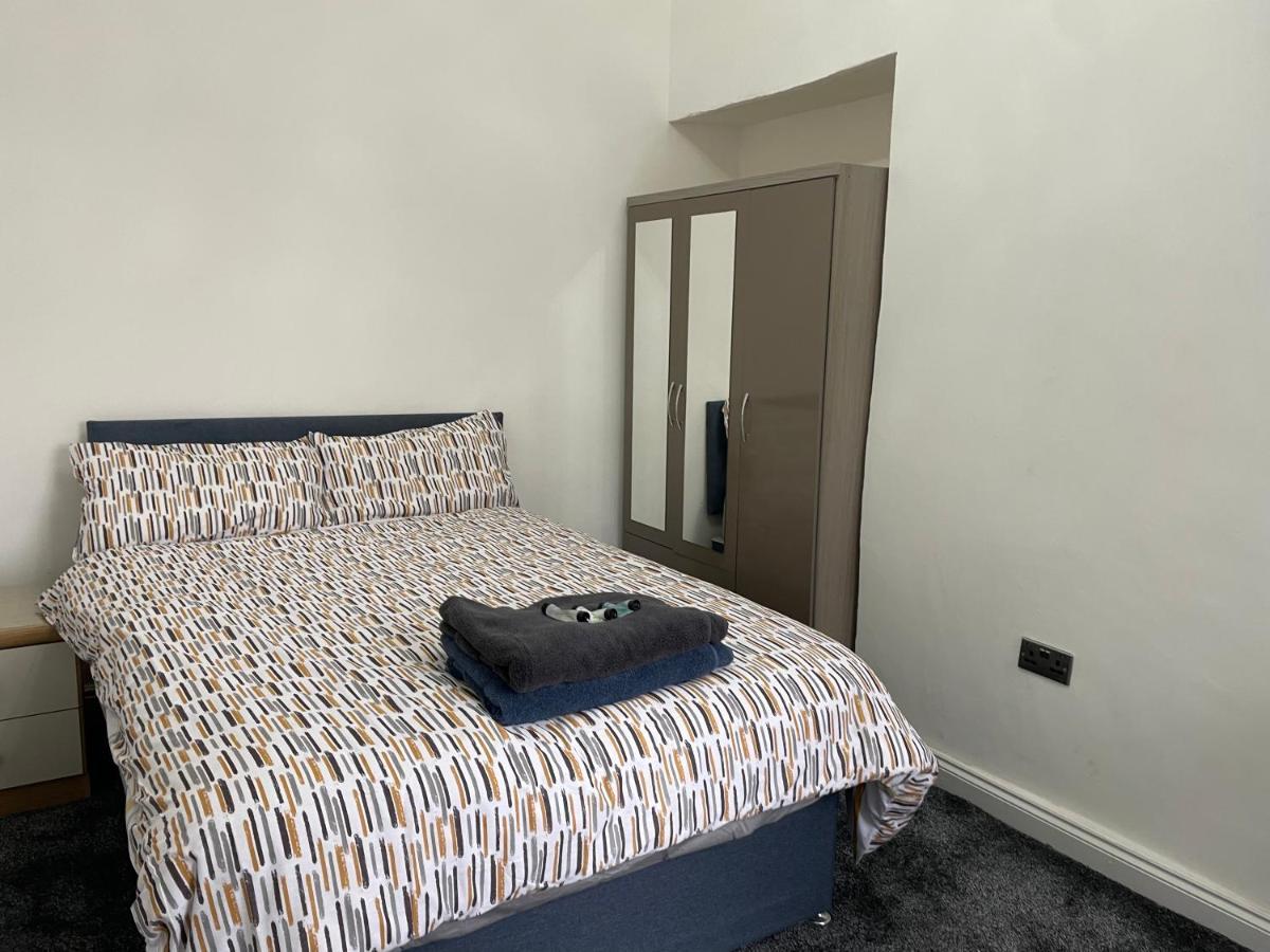 Great House 10mins To Centre Holiday home