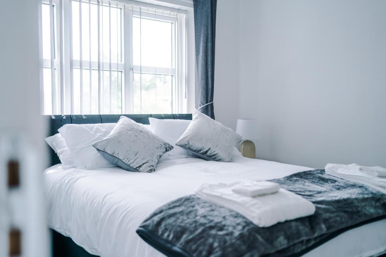 Apartment Cozy Away From In Manchester.
