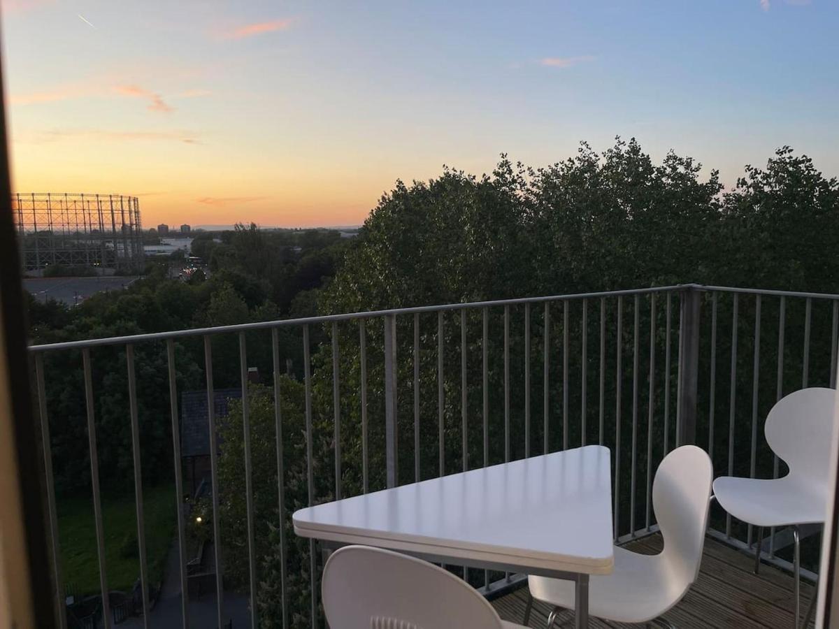 Cityfront Cosy Near Centre & Etihad Stadium, Free Parking Apartment *