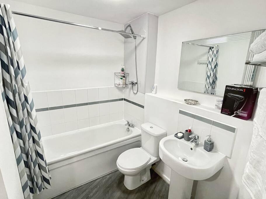 Cityfront Modern Apt near Centre/etihad, Free Parking Manchester