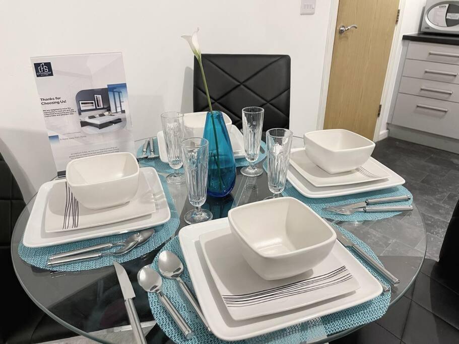Apartment Cityfront Modern Apt near Centre/etihad, Free Parking *