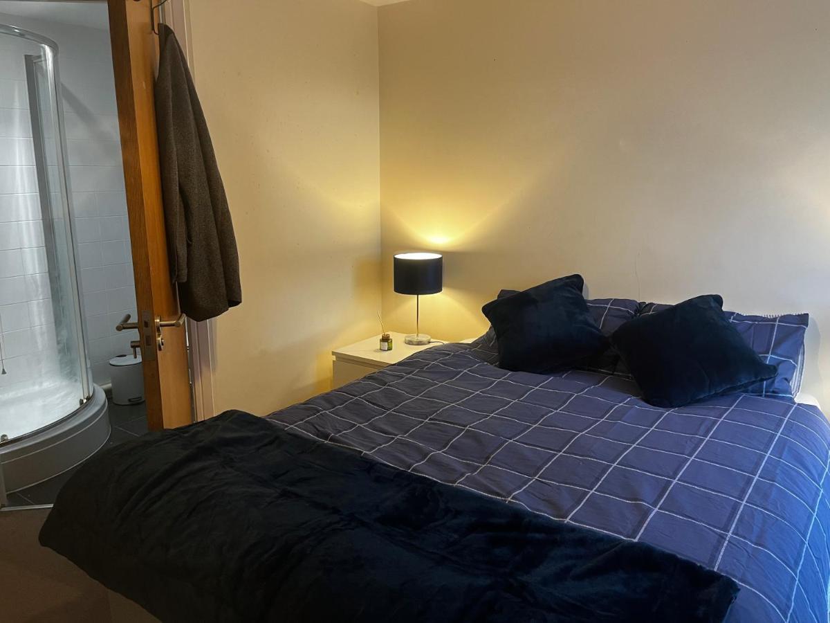 Apartment View Spacious 2 Bed 2 Bathrooms