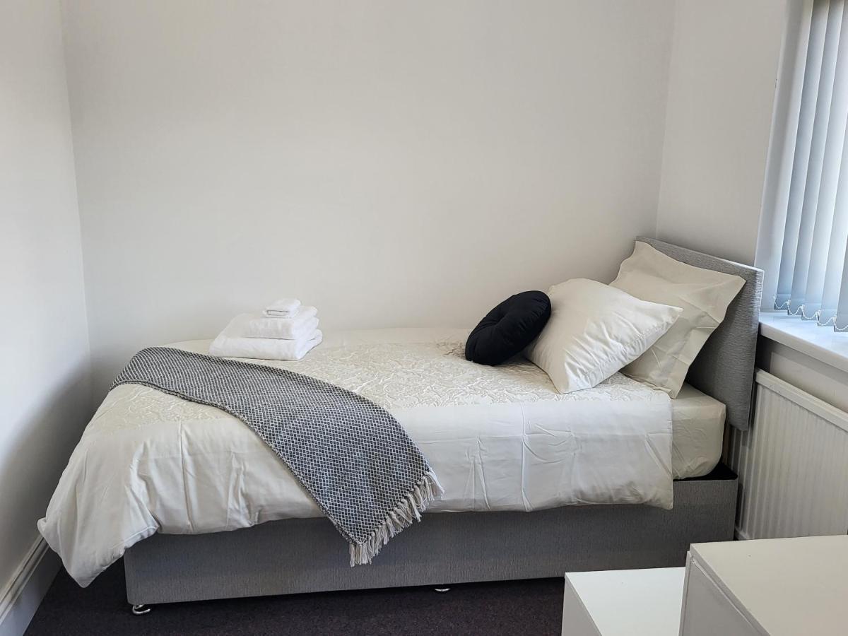 Apartment Spacious & Cosy In *