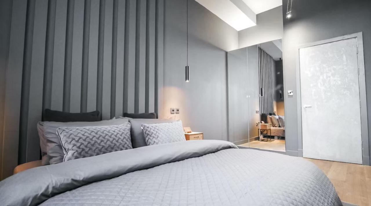 Immaculate 1-bed In