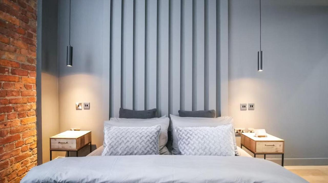 Immaculate 1-bed In