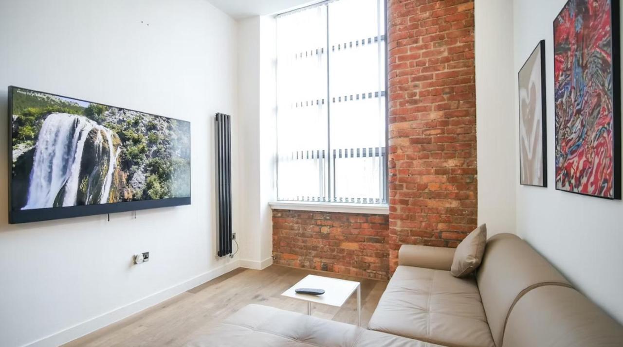 Immaculate 1-bed In Apartment Manchester