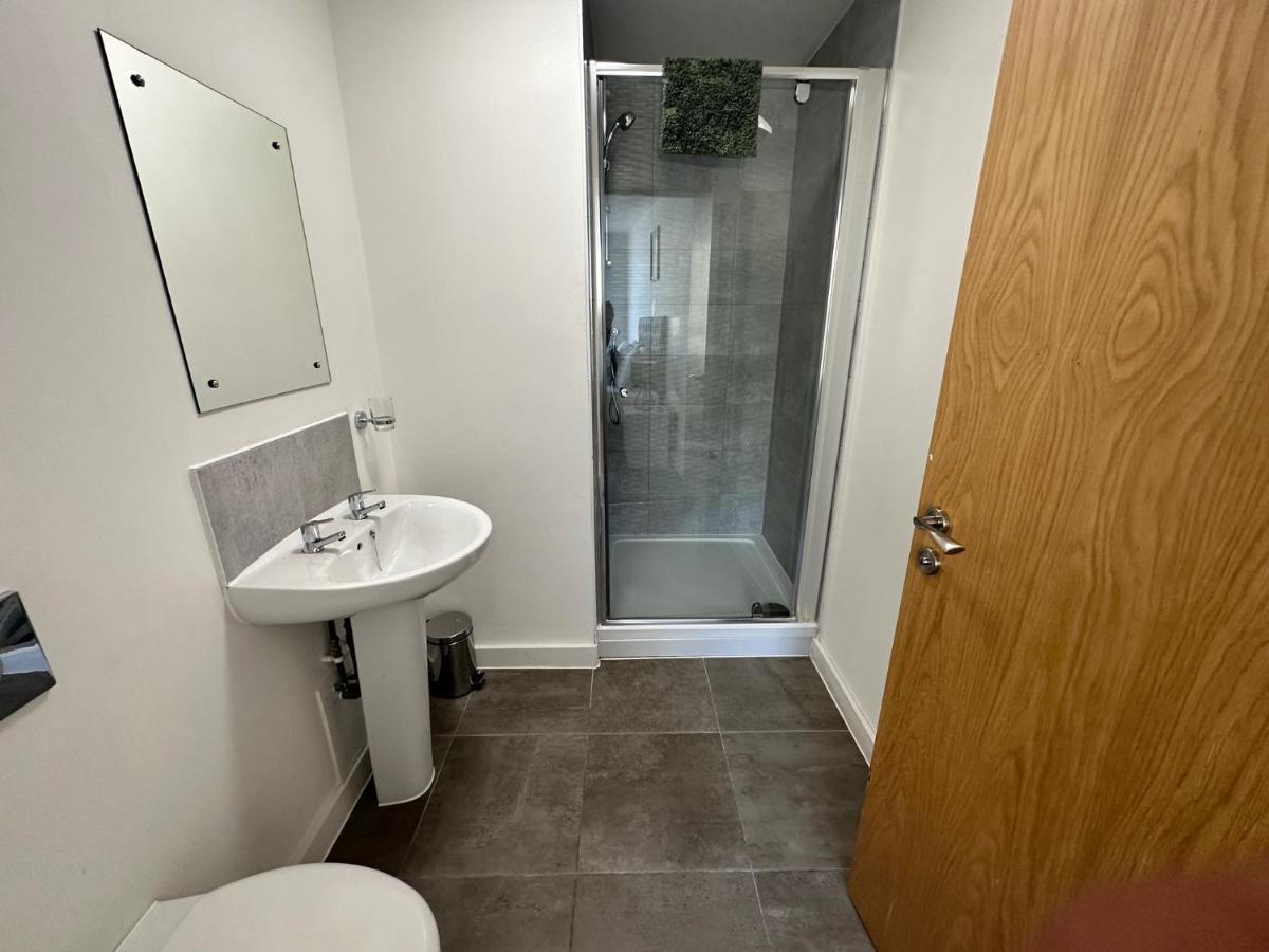 Apartment 2 Bed With Balcony, Centre Manchester