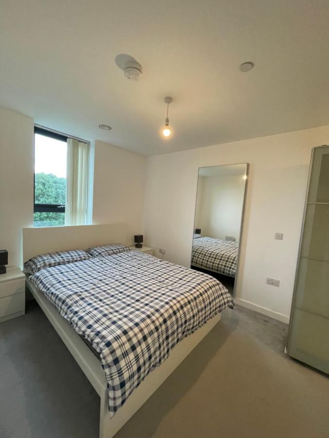 Luxury Two Bedrooms *