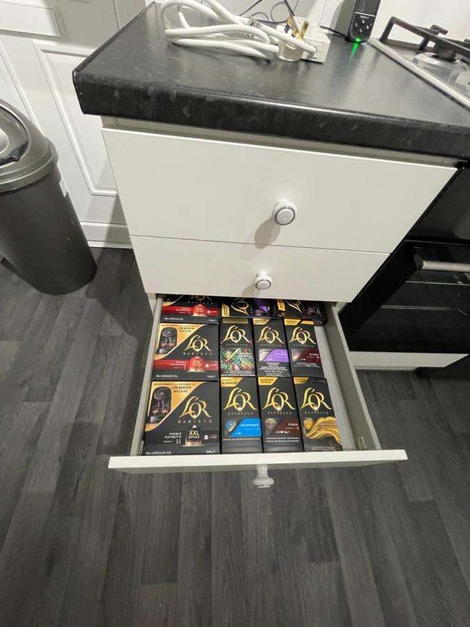 House Near Centre & Etihad, Free Parking & Garden Manchester
